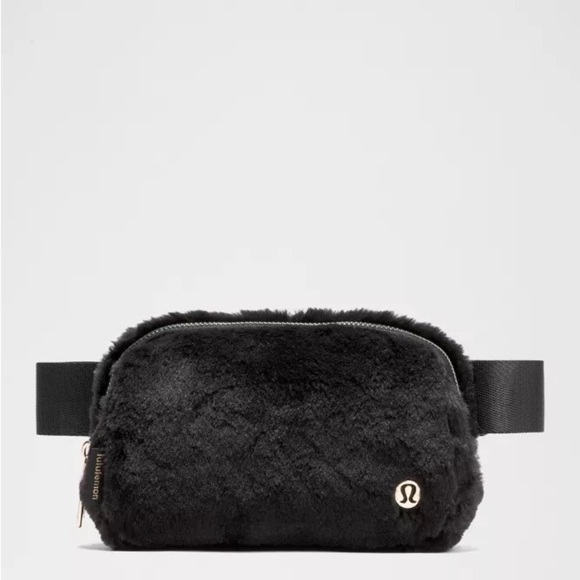 Everywhere Belt Bag Plush Fleece - Black Gold - Picture 1 of 7